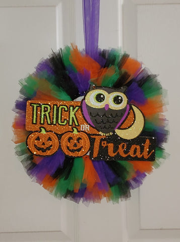 Halloween Trick Or Treat Wreath